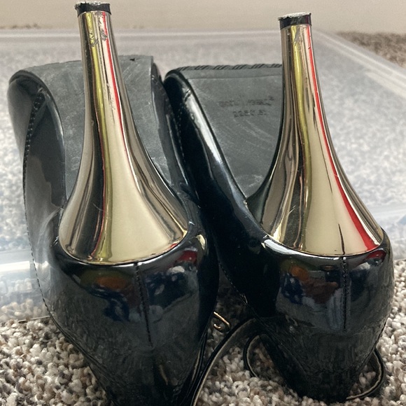 Black heels with straps. Pointed. Size 5 - Picture 5 of 8